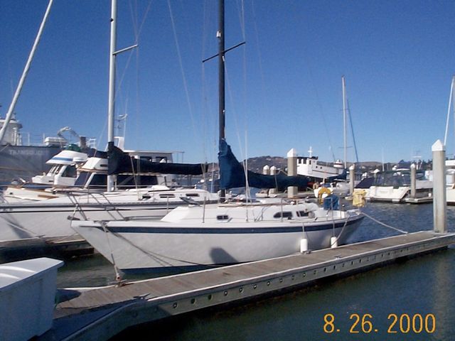 Swell Shelter Ericson 30