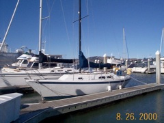 Swell Shelter Ericson 30