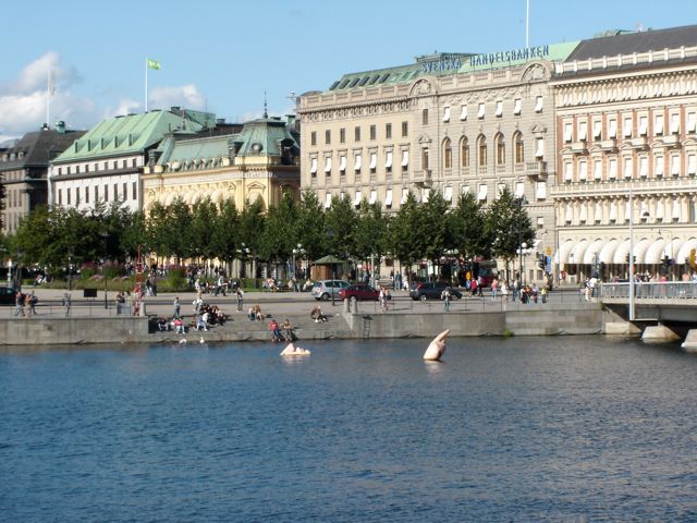 Strömbron and Drowning Giant